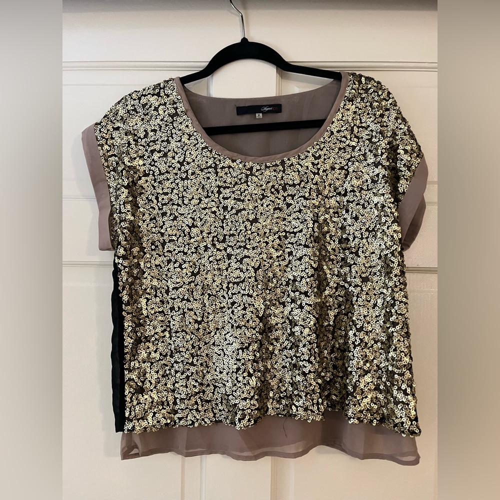 Sugar lips gold sequin top size medium